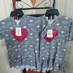 Nwt girls adorable matching tops with shiny heart